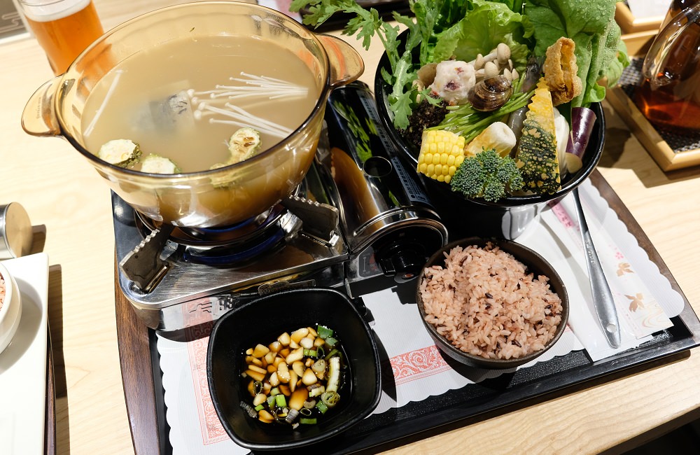 [台南]仁德 搽居安化黑茶文創餐廳 黑茶入菜清香爽口 近台南機場好停車