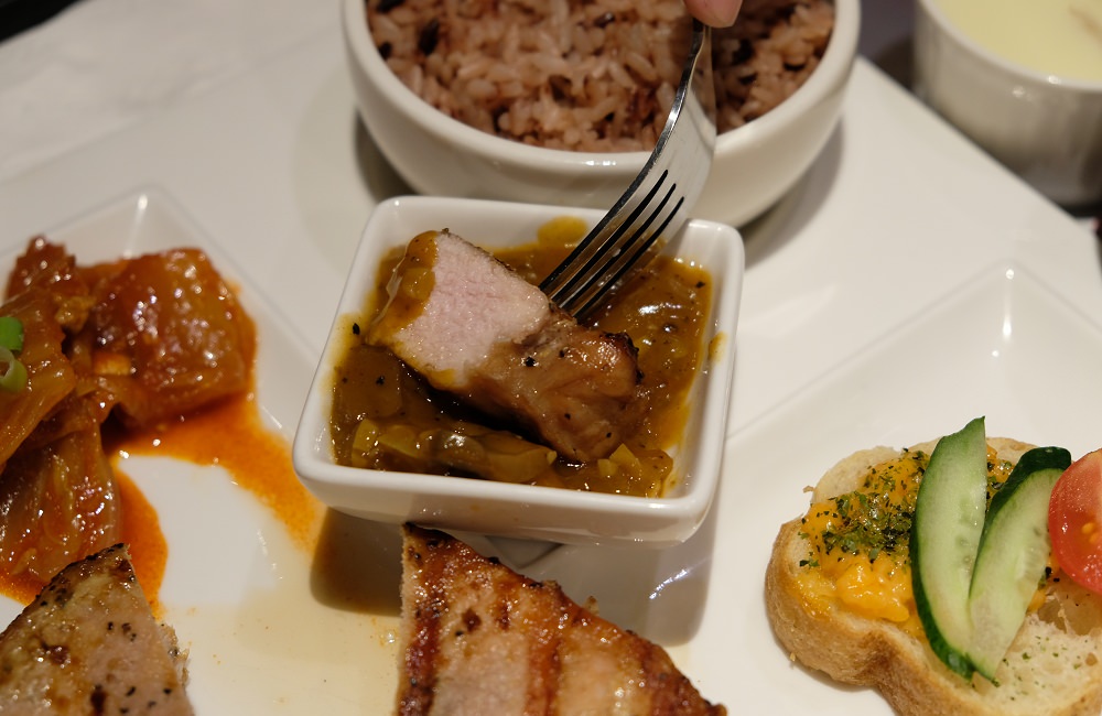 [台南]仁德 搽居安化黑茶文創餐廳 黑茶入菜清香爽口 近台南機場好停車