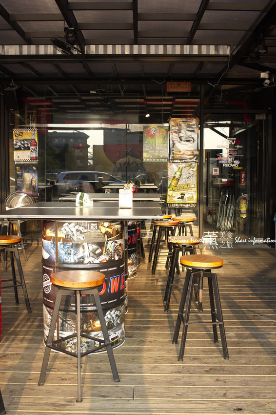 黑川布琅貨櫃屋燒烤