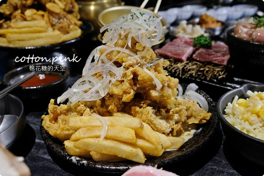 台中中科排隊燒肉店樓上也有好料韓式燒肉！拉拉廚房燒肉套餐搭配部隊鍋、石鍋拌飯超彭派！