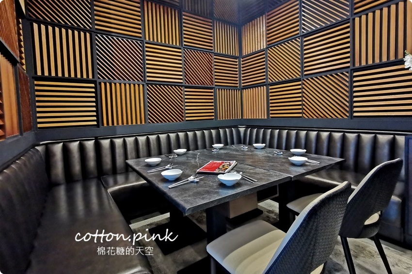 台中中科排隊燒肉店樓上也有好料韓式燒肉！拉拉廚房燒肉套餐搭配部隊鍋、石鍋拌飯超彭派！