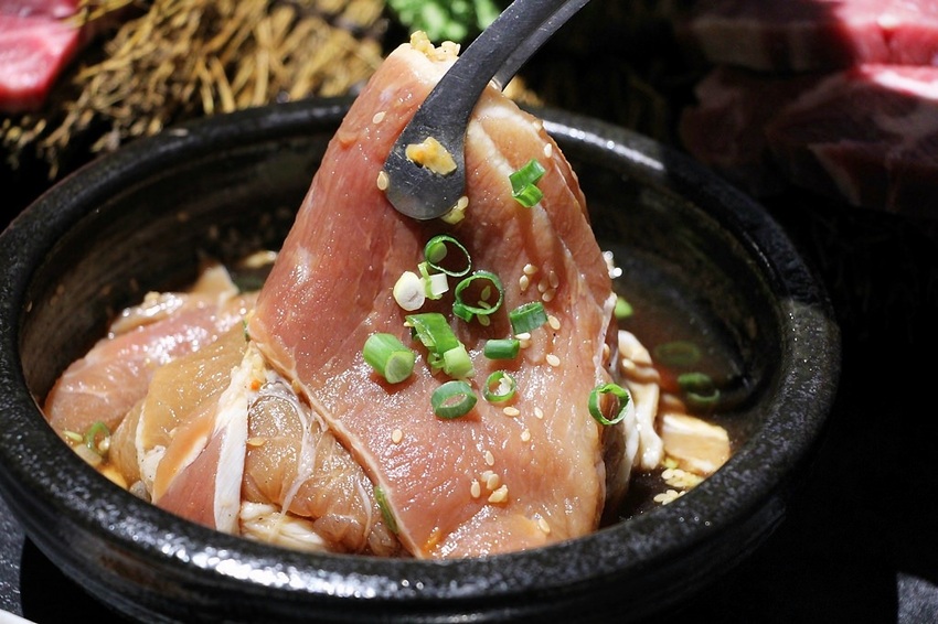 台中西屯，中科米平方美食，份量十足的韓式料理拉拉廚房。 - 微笑Joe幸運