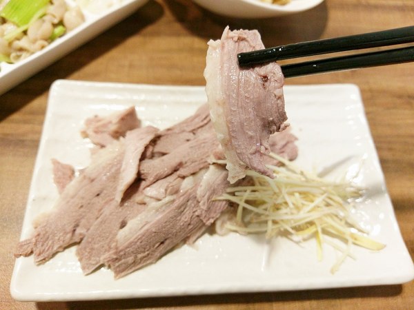 詠樂鵝肉店：詠樂鵝肉店-台北士林令人驚艷的鵝肉店  雖然距離捷運站有段距離  但我願意為了這味再走一次