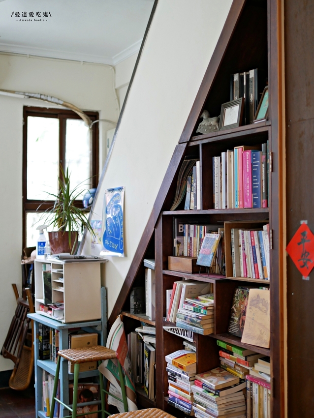 涮嘴到停不下來的迷人香蒜蝦!巷弄裡的私房老宅料理『小聚‧Stammtisch』不搭飛機也能品嘗到的異國好滋味!台南美食|台南中西區|台南好食券 - 曼達愛吃鬼