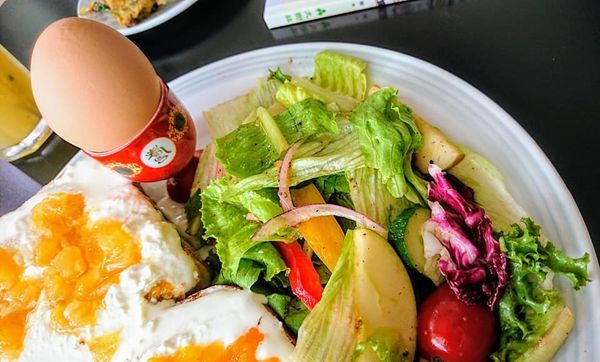 39943579_2023321797699499_1491802876756885504_n