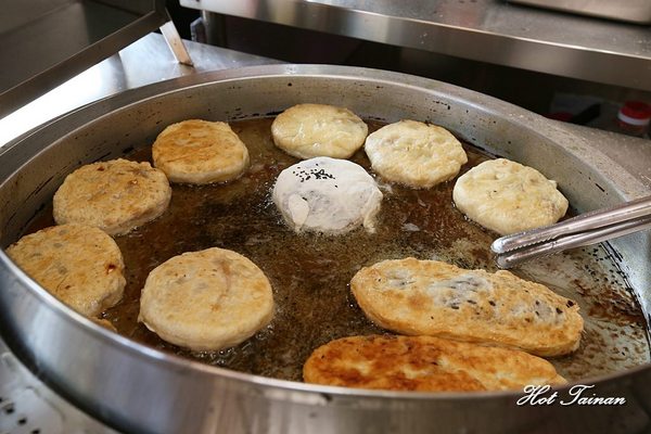 彭大姐（娟）煎包：【雲林美食】在地超過40年的煎包老店，嚐一口料滿味豐：彭大姐（娟）煎包