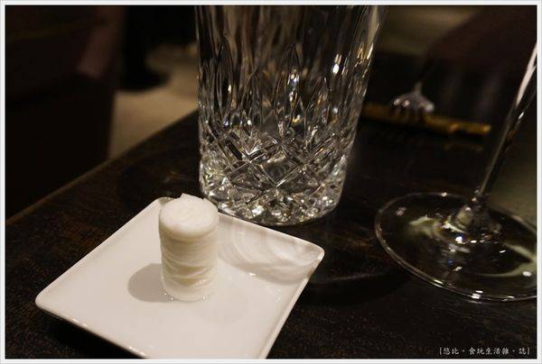 L'AROME-1.JPG L'AROME-1.JPG