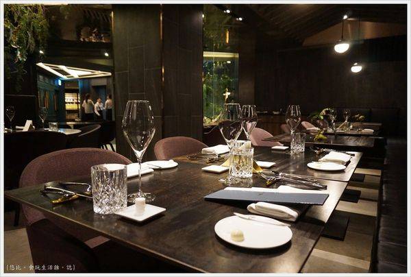 L'AROME-2.JPG L'AROME-2.JPG