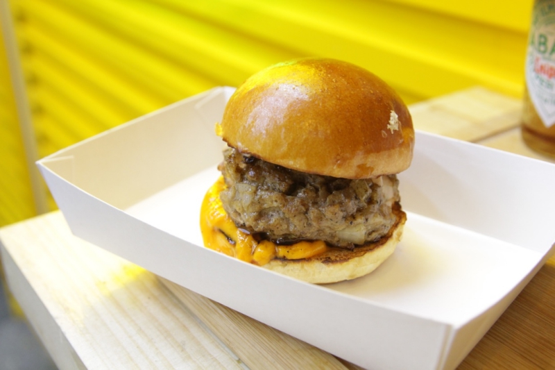 [台北]西門町 電影街隱藏版美食 食尚玩家推薦 辮子玉米 See You Tomorrow