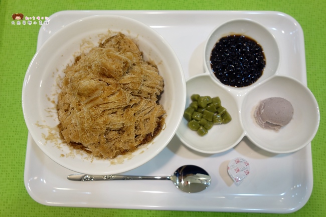 春一菀 中原大學 冰店 仙草 (19).JPG