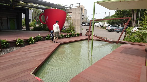 左創食不二:高雄~左創‧ 食不二~樹屋佈置堪稱一絕~舒適的用餐環境與濃濃文青氣息~優質的蔬食餐廳~ 左創食不二:高雄~左創‧ 食不二~樹屋佈置堪稱一絕~舒適的用餐環境與濃濃文青氣息~優質的蔬食餐廳~