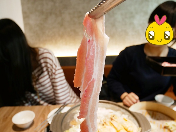 泰和樓:泰和樓-傳承3代的好味道 吃的不只是記憶更是正統東北味 店內更提供升降椅給行動不便者使用 超加分