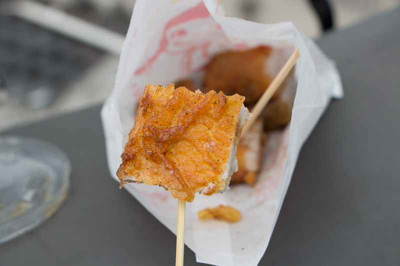 【小琉球│洪媽媽早餐】小琉球限定經典美味，酥炸黃金粿、爆漿賓士包，沒吃到一定後悔！