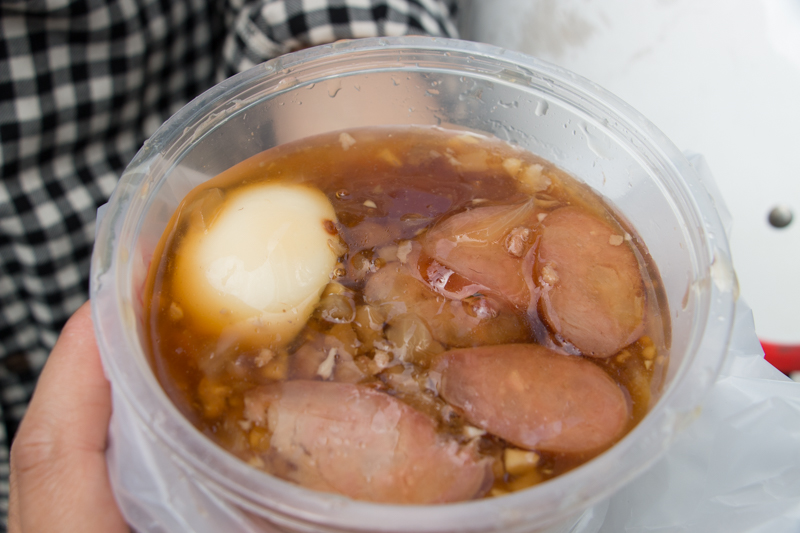 【小琉球│洪媽媽早餐】小琉球限定經典美味，酥炸黃金粿、爆漿賓士包，沒吃到一定後悔！