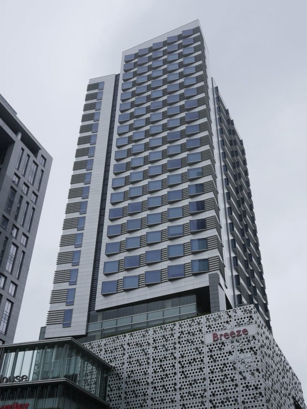 海壽司(微風松高店)：【食記】台北信義迴轉壽司-海壽司微風松高店 Hi Sushi@市府轉運站 : 平實的堅持, 新鮮健康不打折, 講究食材與用餐體驗的迴轉壽司