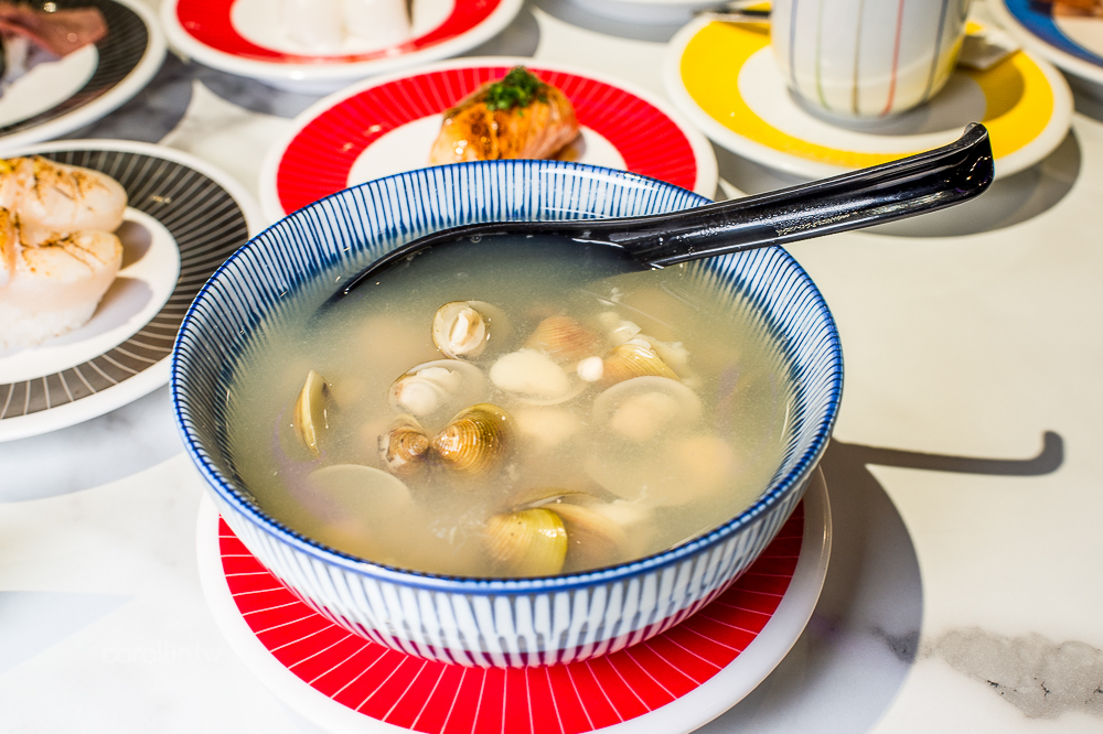 《海壽司 微風松高店》平價迴轉壽司 - 卡琳。摸魚兒趣