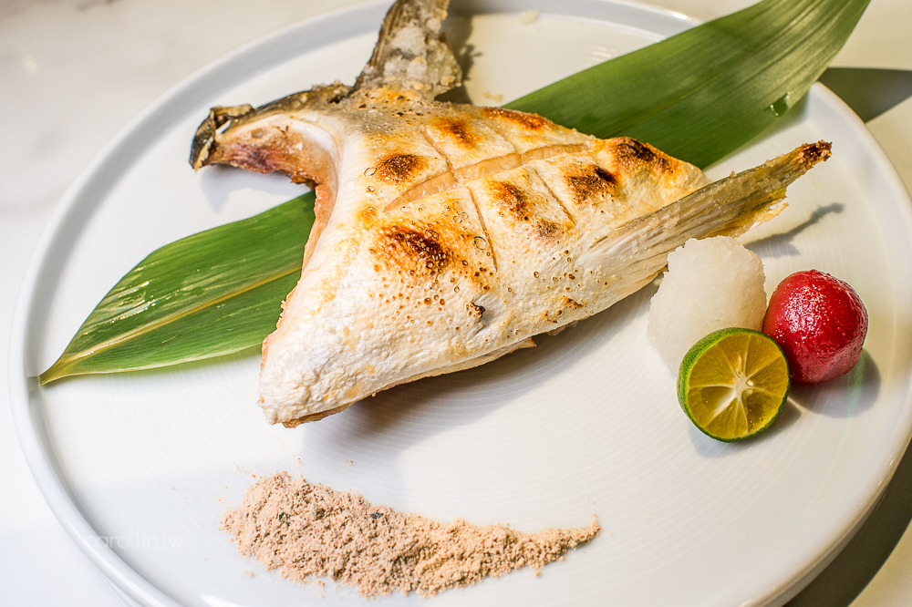 《海壽司 微風松高店》平價迴轉壽司 - 卡琳。摸魚兒趣