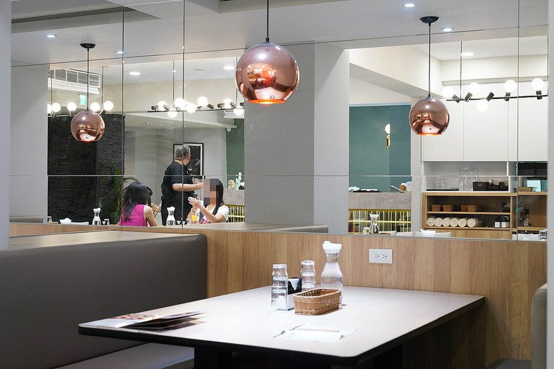 mb white coffee (9) mb white coffee (9)