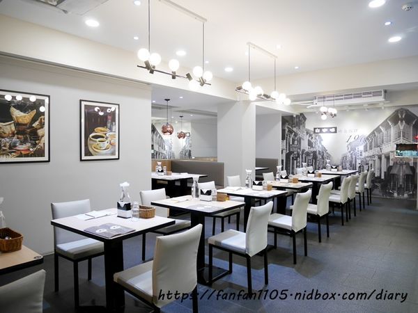 【東區美食】MB white coffee #南洋料理 #咖椰牛油燒麵包 #檳城蝦麵 #椒麻雞飯 #月亮蝦餅 #恐龍巧克力 #三色奶茶 (28).JPG