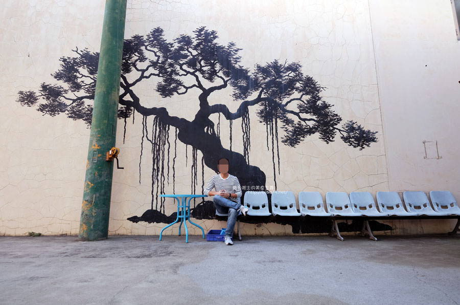 台中南屯│力芽咖啡Coffeeeah-南屯隱藏大大的親子空間.貓頭鷹元素無所不在 - 藍色起士的美食主義