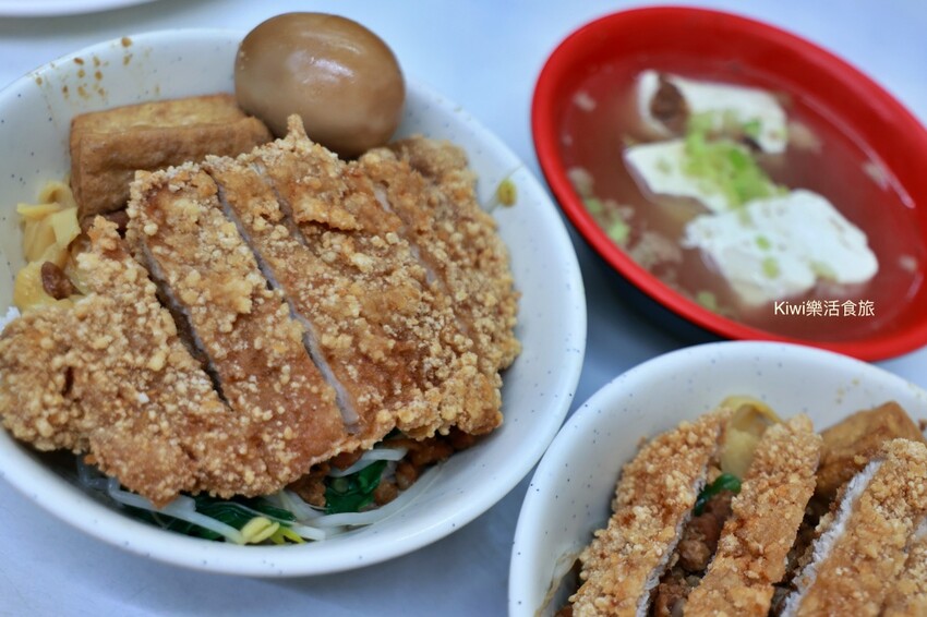 員林美食大眾麵食館|員林美食夢幻三家豪氣吃炸排骨飯,員林火車站周邊美食