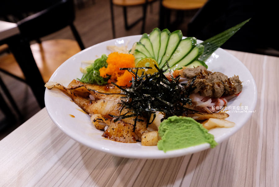 台中西屯│拾飯-逢甲商圈日式料理.味噌湯免費續 - 藍色起士的美食主義