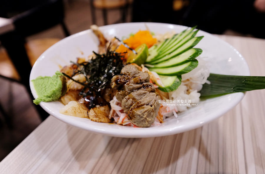 台中西屯│拾飯-逢甲商圈日式料理.味噌湯免費續 - 藍色起士的美食主義