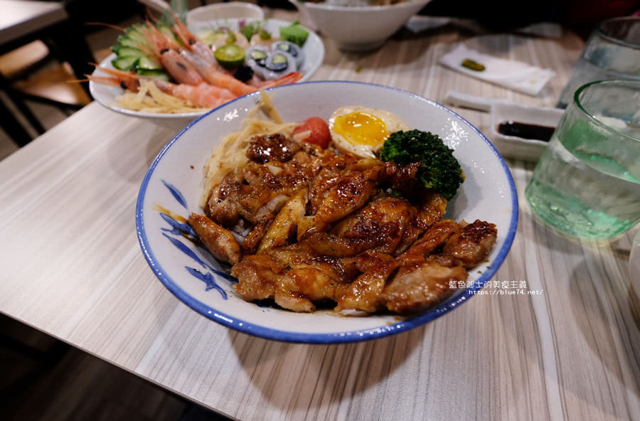 台中西屯│拾飯-逢甲商圈日式料理.味噌湯免費續 - 藍色起士的美食主義