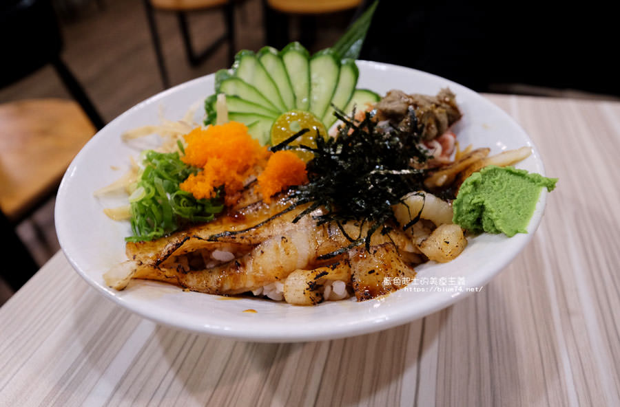 台中西屯│拾飯-逢甲商圈日式料理.味噌湯免費續 - 藍色起士的美食主義