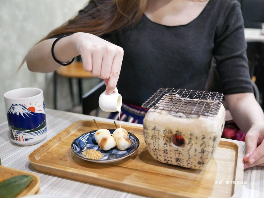 【台中美食】拾飯日本料理,逢甲必吃平價丼飯,味噌湯可免費續湯,還有超可愛日式炭烤糰子!內文附詳細菜單介紹。 @熊寶小榆の旅遊日記 【台中美食】拾飯日本料理,逢甲必吃平價丼飯,味噌湯可免費續湯,還有超可愛日式炭烤糰子!內文附詳細菜單介紹。 @熊寶小榆の旅遊日記