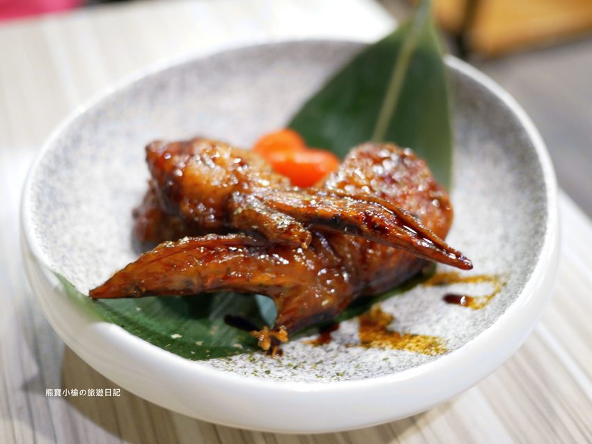 【台中美食】拾飯日本料理,逢甲必吃平價丼飯,味噌湯可免費續湯,還有超可愛日式炭烤糰子!內文附詳細菜單介紹。 @熊寶小榆の旅遊日記 【台中美食】拾飯日本料理,逢甲必吃平價丼飯,味噌湯可免費續湯,還有超可愛日式炭烤糰子!內文附詳細菜單介紹。 @熊寶小榆の旅遊日記