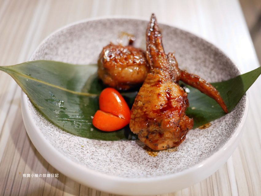 【台中美食】拾飯日本料理,逢甲必吃平價丼飯,味噌湯可免費續湯,還有超可愛日式炭烤糰子!內文附詳細菜單介紹。 @熊寶小榆の旅遊日記 【台中美食】拾飯日本料理,逢甲必吃平價丼飯,味噌湯可免費續湯,還有超可愛日式炭烤糰子!內文附詳細菜單介紹。 @熊寶小榆の旅遊日記