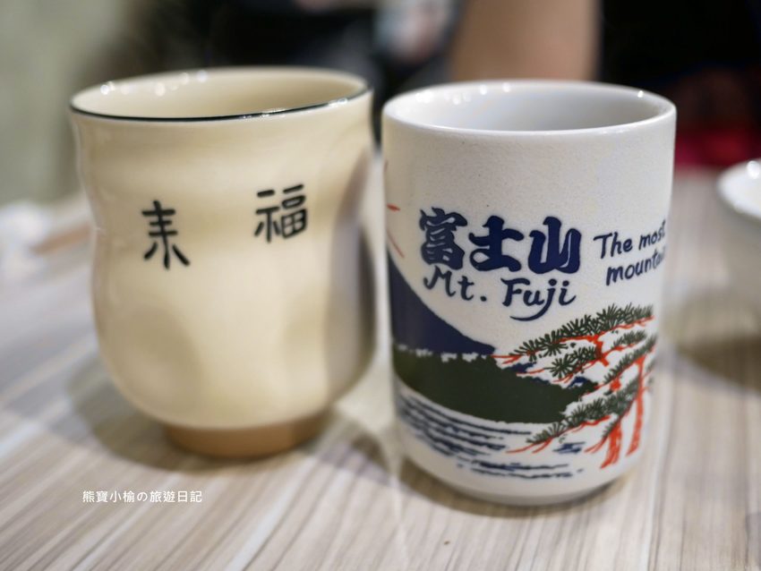 【台中美食】拾飯日本料理,逢甲必吃平價丼飯,味噌湯可免費續湯,還有超可愛日式炭烤糰子!內文附詳細菜單介紹。 @熊寶小榆の旅遊日記 【台中美食】拾飯日本料理,逢甲必吃平價丼飯,味噌湯可免費續湯,還有超可愛日式炭烤糰子!內文附詳細菜單介紹。 @熊寶小榆の旅遊日記