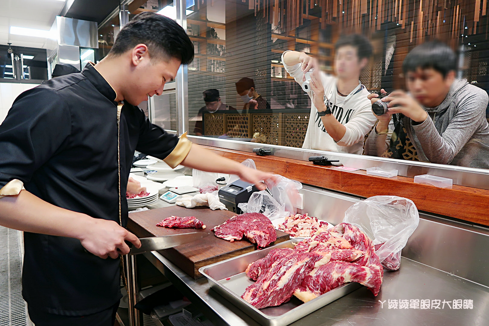 台中溫體牛推薦！非吃不可的溫十八溫體牛火鍋，台南阿裕牛肉湯技術指導