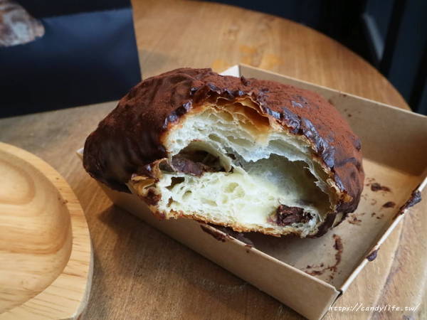 歐客佬精品烘焙坊:台中髒髒包特輯!!一次給你四間店家,文末還有其他間資訊,快來一起變髒髒~