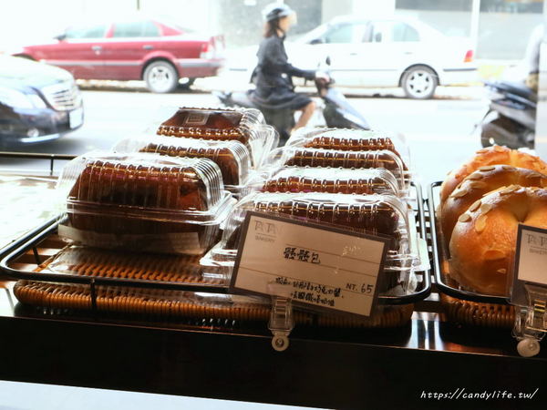 歐客佬精品烘焙坊:台中髒髒包特輯!!一次給你四間店家,文末還有其他間資訊,快來一起變髒髒~