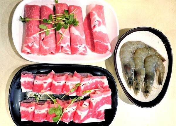 剪刀石頭布鍋物專賣店:【三重火鍋】剪刀石頭布鍋物專賣店 今天猜拳了嗎? 香濃牛奶鍋 / 打卡送海鮮&肉品.捷運三和國中