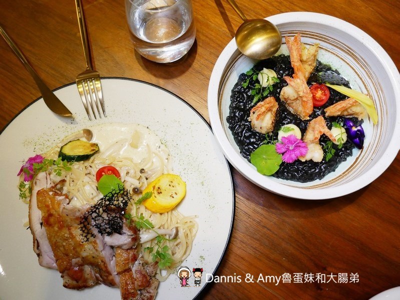 《新竹美食餐廳推薦》︱N訪還是很喜歡的犀牛西式小館。情人節約會聚餐推薦。碳烤牛排.燉飯.義大利麵 ｜民富國小棒球場旁（影片）