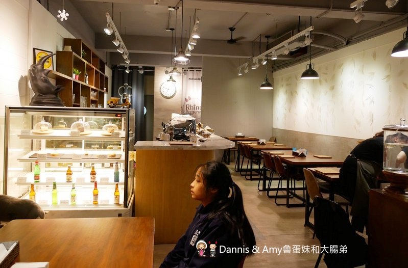 《新竹美食餐廳推薦》︱N訪還是很喜歡的犀牛西式小館。情人節約會聚餐推薦。碳烤牛排.燉飯.義大利麵 ｜民富國小棒球場旁（影片）