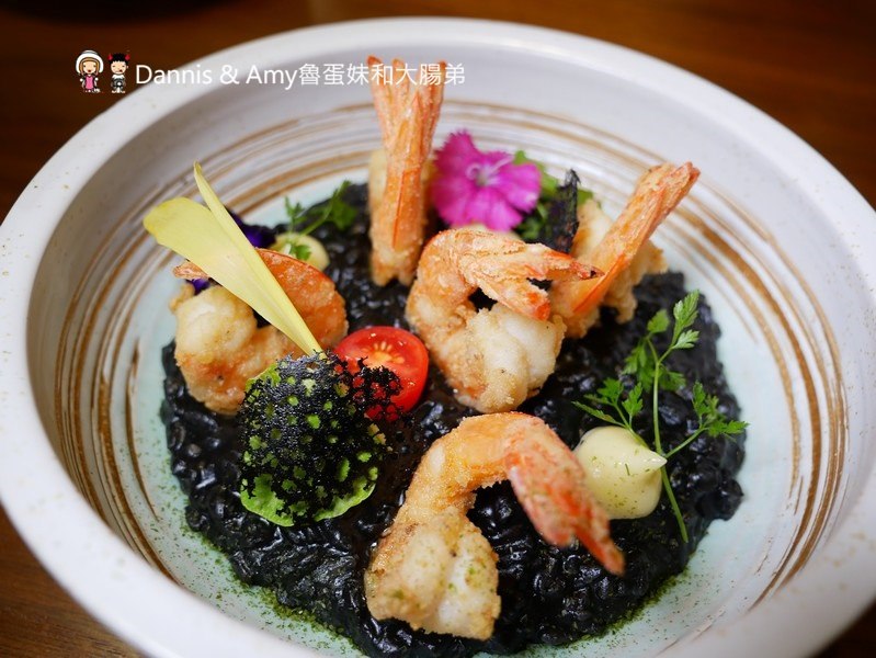 《新竹美食餐廳推薦》︱N訪還是很喜歡的犀牛西式小館。情人節約會聚餐推薦。碳烤牛排.燉飯.義大利麵 ｜民富國小棒球場旁（影片）