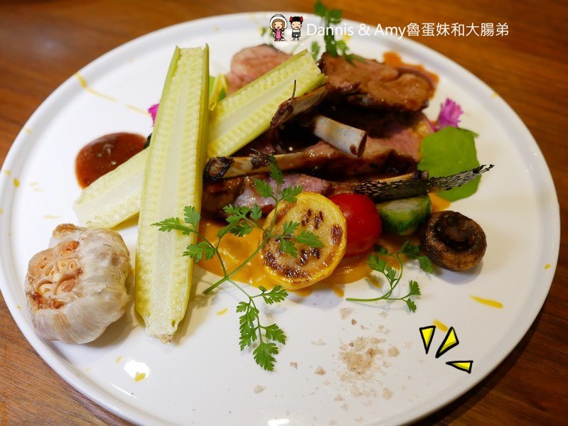 《新竹美食餐廳推薦》︱N訪還是很喜歡的犀牛西式小館。情人節約會聚餐推薦。碳烤牛排.燉飯.義大利麵 ｜民富國小棒球場旁（影片）