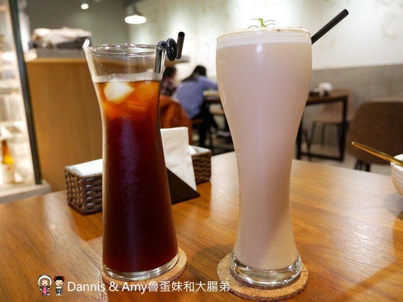 《新竹美食餐廳推薦》︱N訪還是很喜歡的犀牛西式小館。情人節約會聚餐推薦。碳烤牛排.燉飯.義大利麵 ｜民富國小棒球場旁（影片）