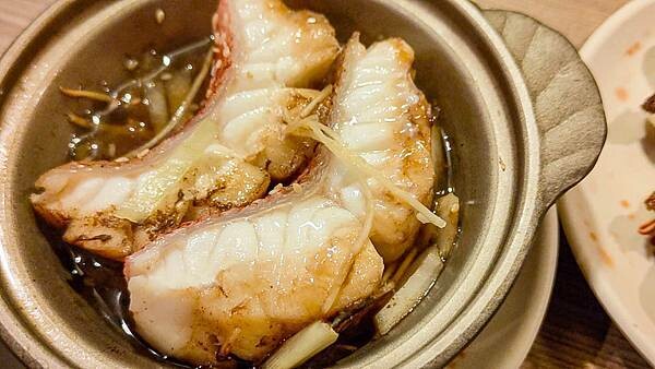 CP值爆表！不用千元就可以吃到和牛燒烤吃到飽，還有超厚切肋眼、比臉大牛排、韓式豬五花等超高級食級無限量