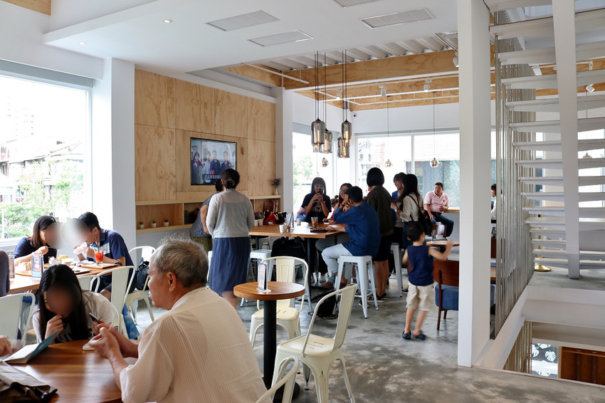 台南|成真咖啡(正興店) 正興街商圈.舒芙蕾鬆餅.台南下午茶推薦 - 奇奇一起玩樂趣