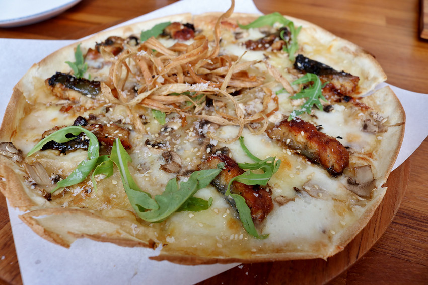 台南|成真咖啡(正興店) 正興街商圈.舒芙蕾鬆餅.台南下午茶推薦 - 奇奇一起玩樂趣