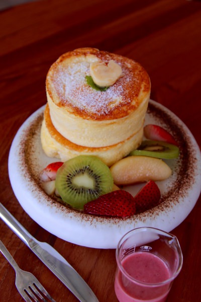 [台南]正興街商圈 創意咖啡舒芙蕾鬆餅下午茶推薦 成真咖啡台南海安店