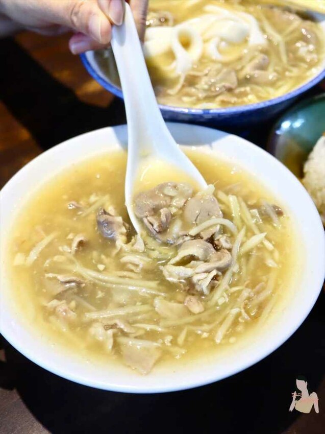 新店北鴨鴨肉羹,老字號小吃遠近馳名!多家媒體採訪過 – Iris eating