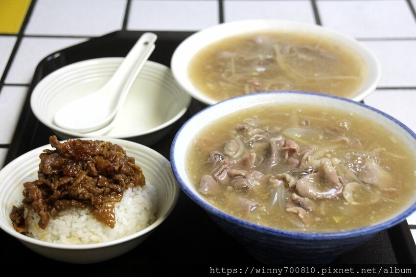 新北市新店區新北/新店 |光明街美食推薦!【北鴨鴨肉羹】 奧運金牌選手王齊麟也愛吃!新北市美食票選第二名!(內有菜單