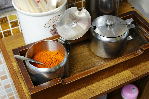 新北市新店區連奧運金牌選手都愛的必吃碧潭小吃-新店站北鴨鴨肉羹，裕隆城附近高CP值平價美食