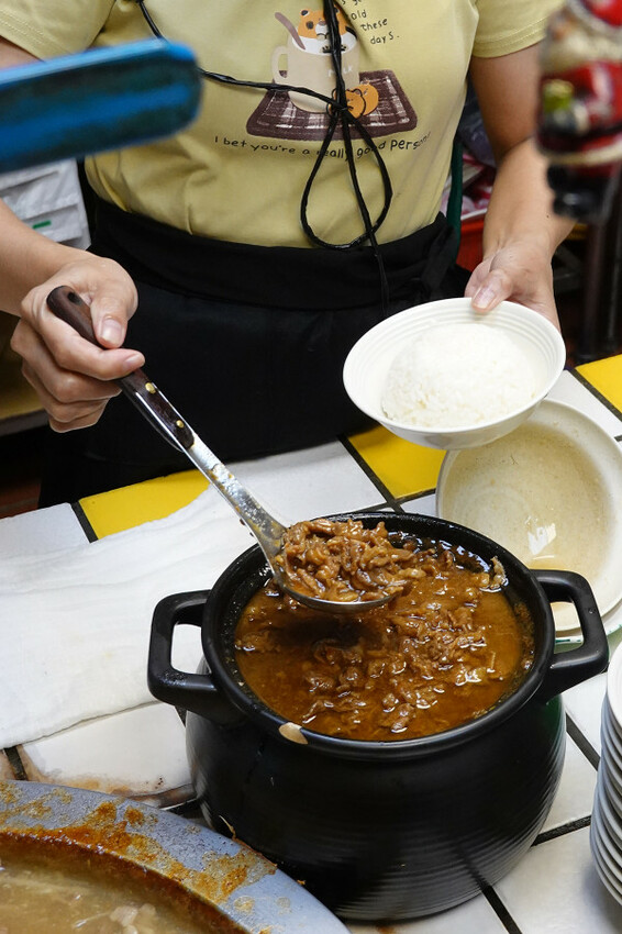 新北市新店區連奧運金牌選手都愛的必吃碧潭小吃-新店站北鴨鴨肉羹，裕隆城附近高CP值平價美食